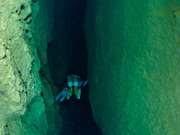 the guardian blue hole inland cave dive scuba andros bahamas